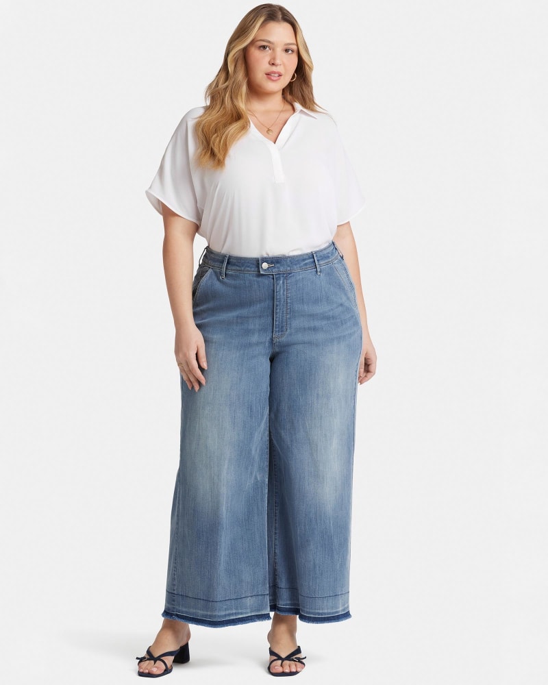 Front of a model wearing a size 14W Mona Wide Leg Trouser in State by NYDJ. | dia_product_style_image_id:348314